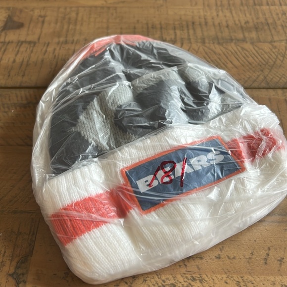 Chicago Bears - Bud Light Winter Hat - Picture 4 of 4